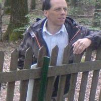 Au pied de la Croix de Saint-Hubert